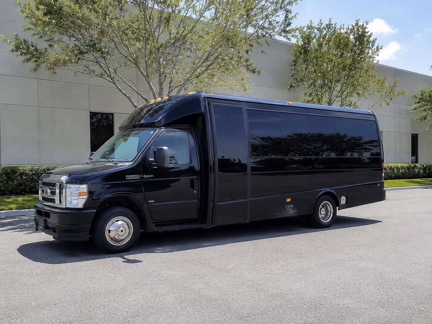 Virginia Beach Concert & Music Festival Transportation party bus exterior