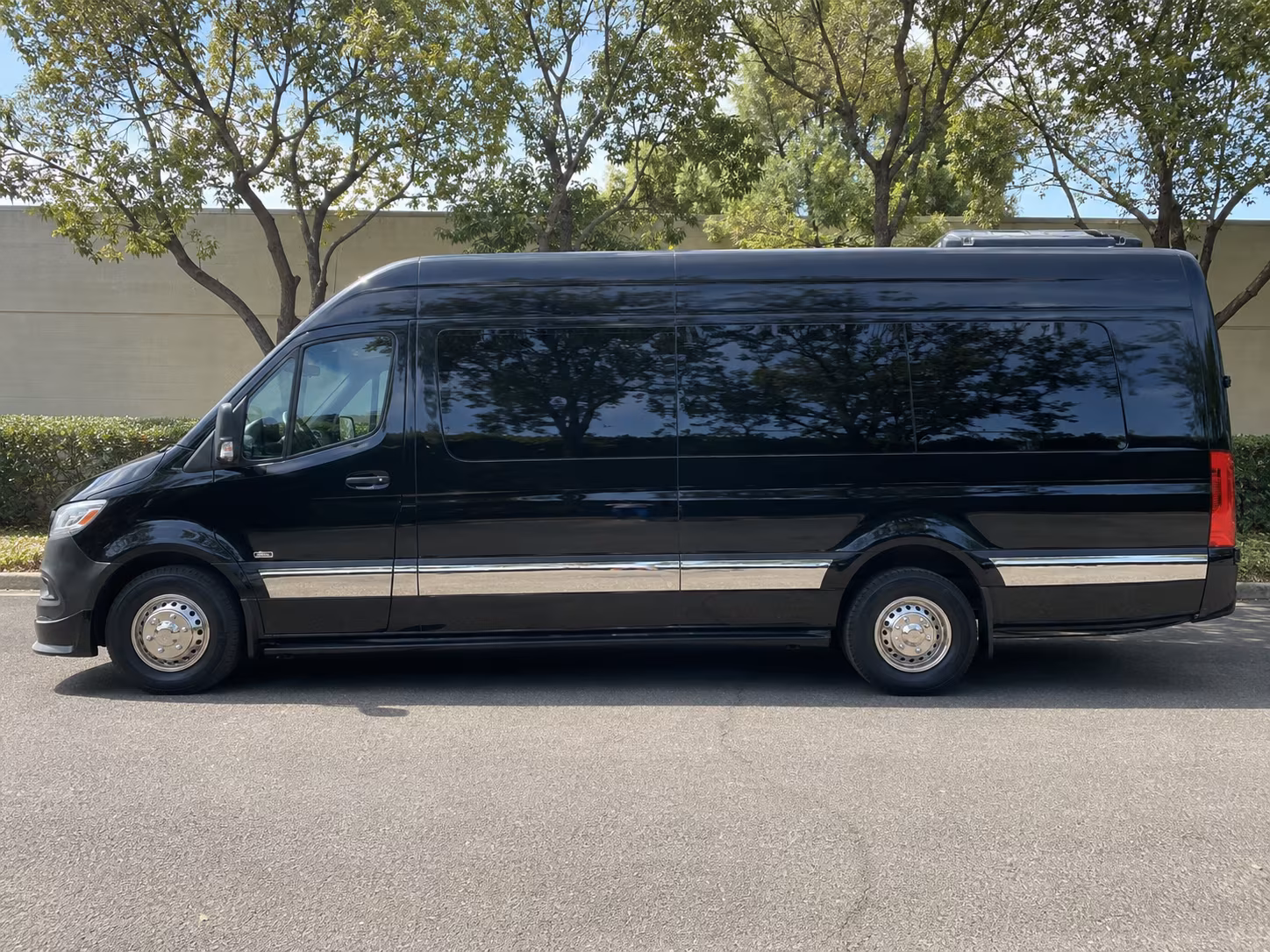 Virginia Beach Corporate Transportation party bus exterior