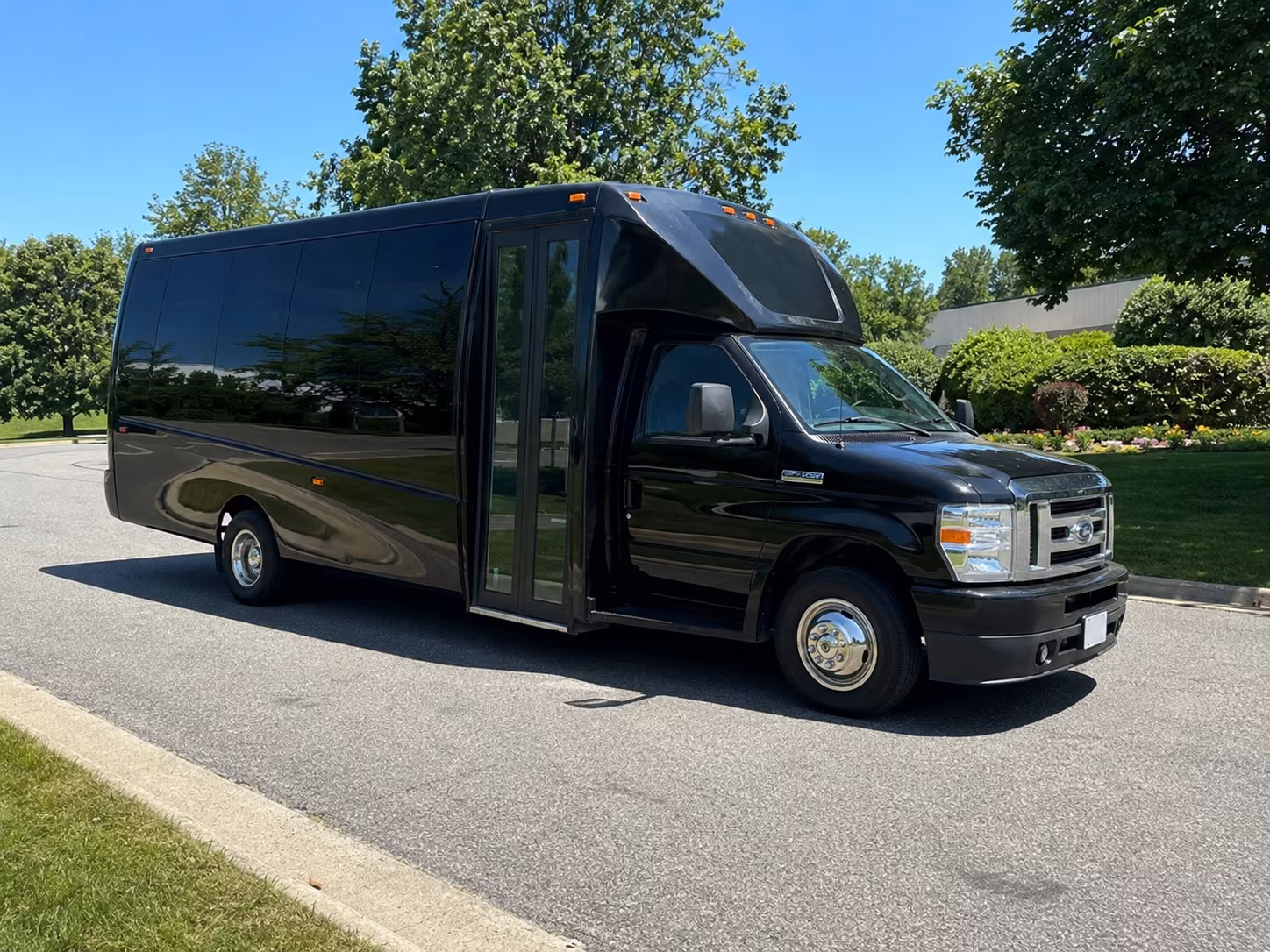 Virginia Beach Wedding Transportation party bus exterior